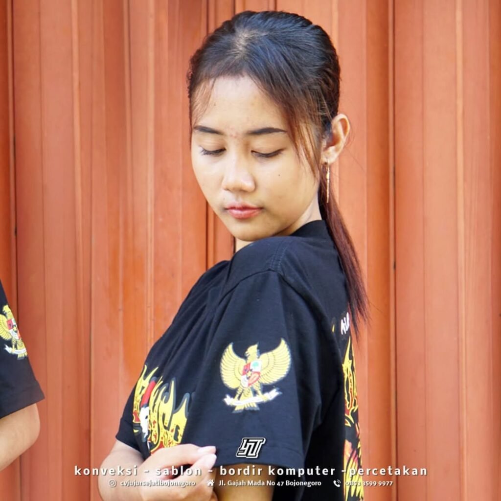 KAOS BERKUALITAS DI BOJONEGORO